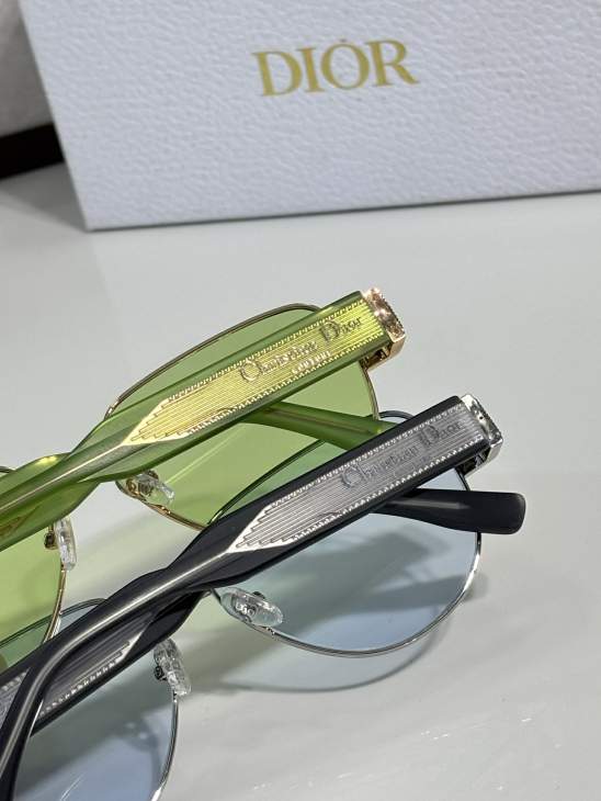 Picture of Dior Sunglasses _SKUfw76512158fw